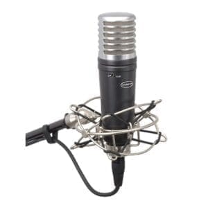 Samson MTR201A - Condensatormicrofoon met een shockmount en een popfilter