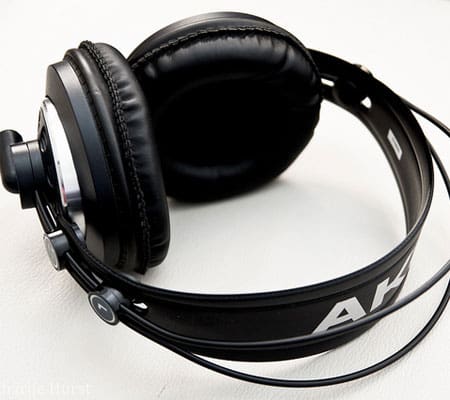 AKG K-240 MKII semi open studio hoofdtelefoon _Uit assortiment J&H licht en geluid 3