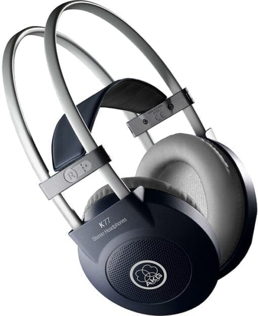 AKG K77, Closed-Back Circumaural Headphones _Uit assortiment J&H licht en geluid 3