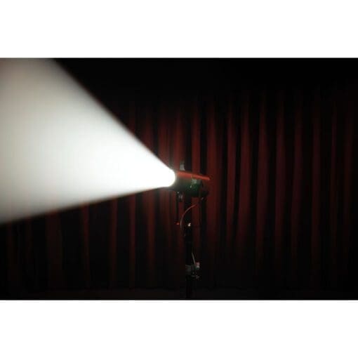 Showtec Performer Profile Zoom 150 Q6 Entertainment- verlichting J&H licht en geluid 11